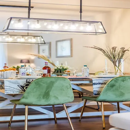 Seaside Apartment In The Heart Of Viareggio