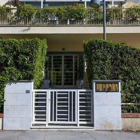 Seaside Apartment In The Heart Of Viareggio Apartment Viareggio